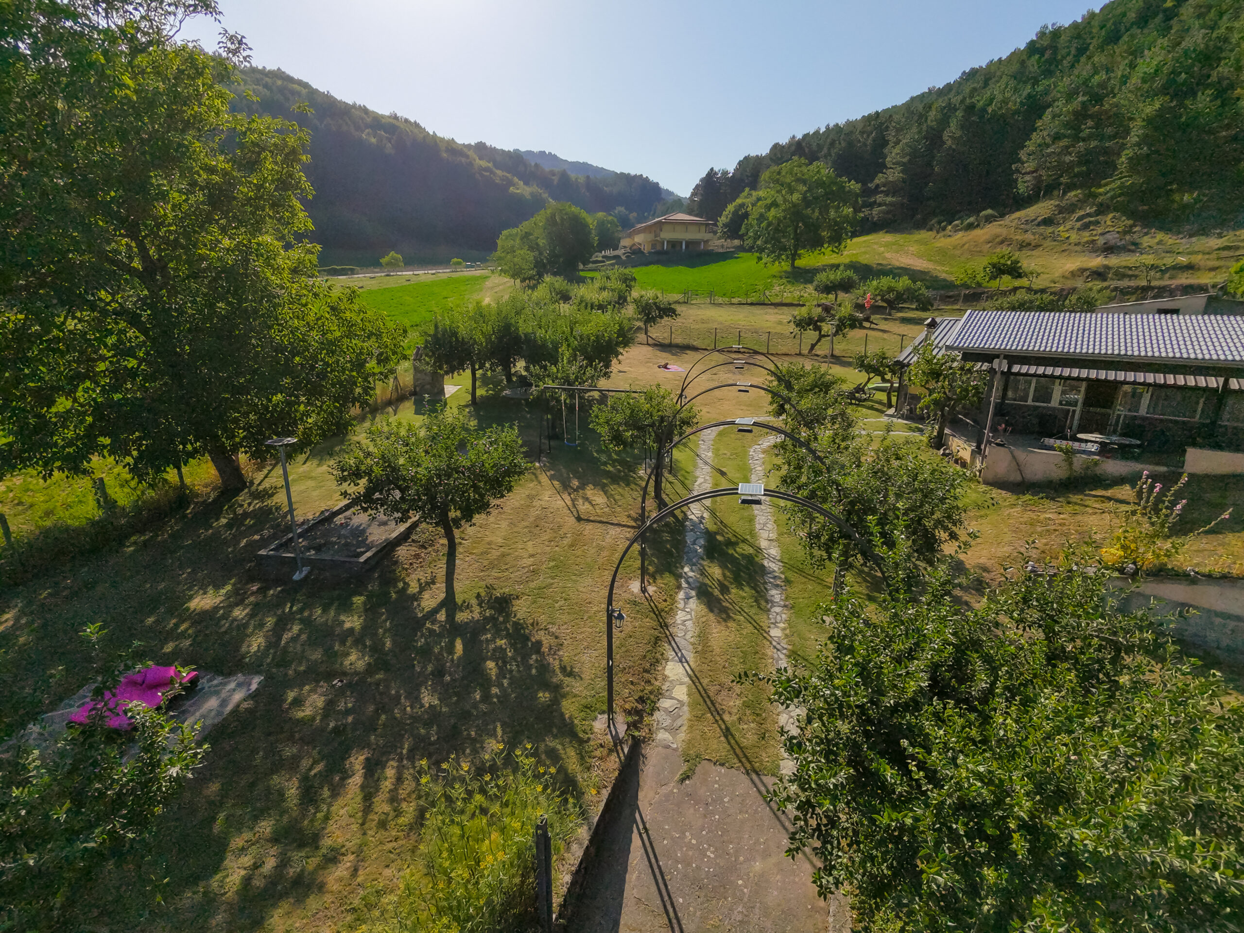Il giardino del Park Chalet 100amici visto dall’alto